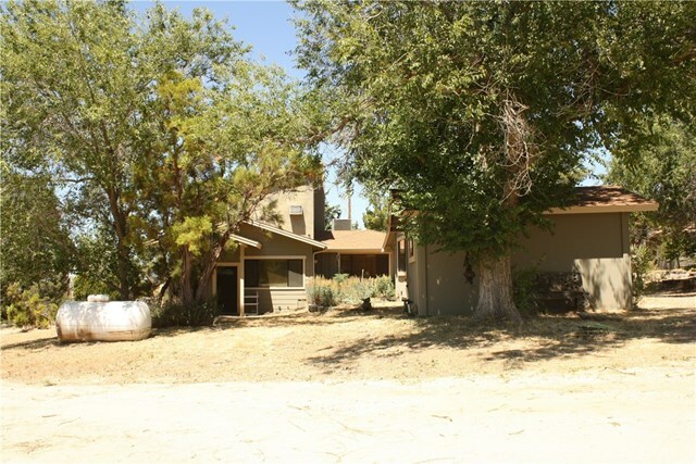 Property Photo:  37795 Regal Blue  CA 92539 