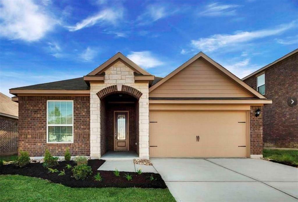 Property Photo: 5413 Zara Drive TX 76207