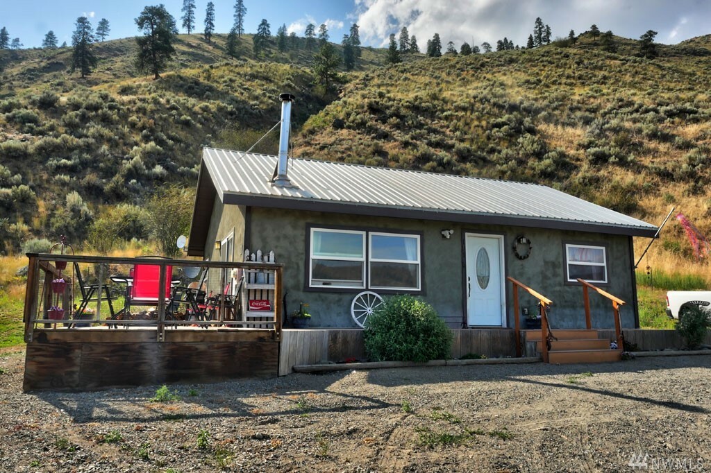 Property Photo:  11 Deer Meadow Lane  WA 98814 