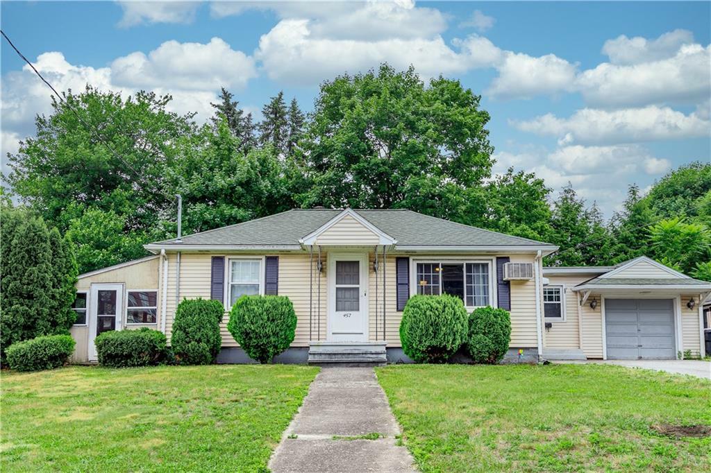 Property Photo: 457 Woonasquatucket Av RI 02911