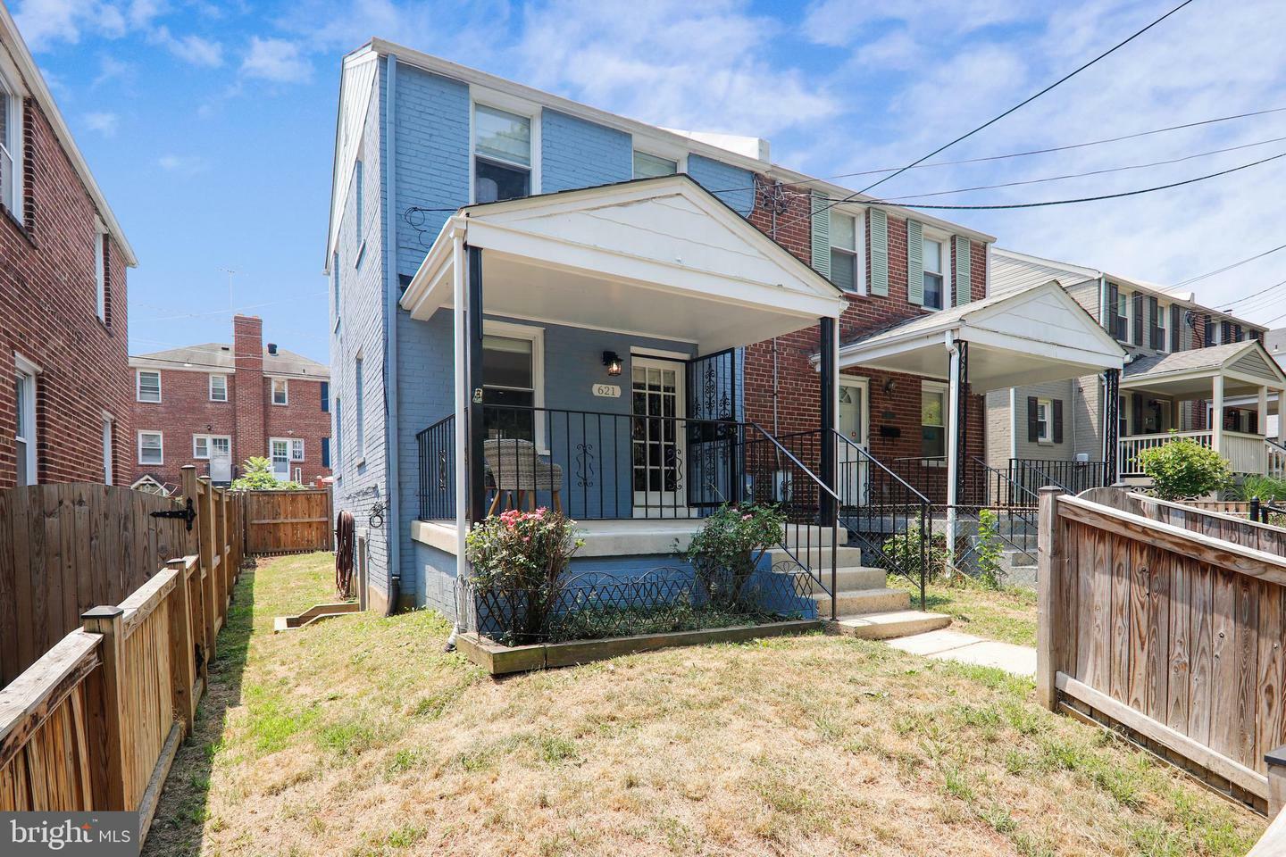 Property Photo:  621 Gallatin Street NE  DC 20017 