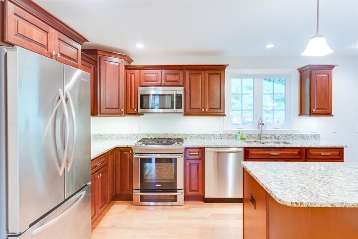 Property Photo: 27 Fairlane Street NH 03110