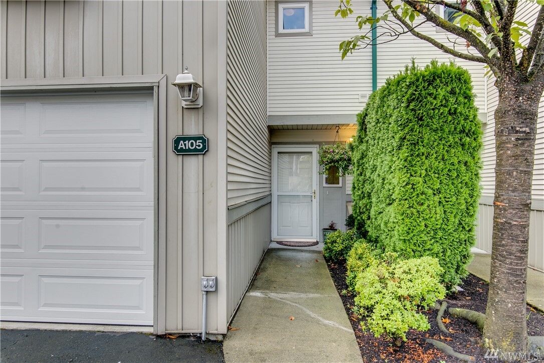 Property Photo:  6711 S 239th Place A105  WA 98032 