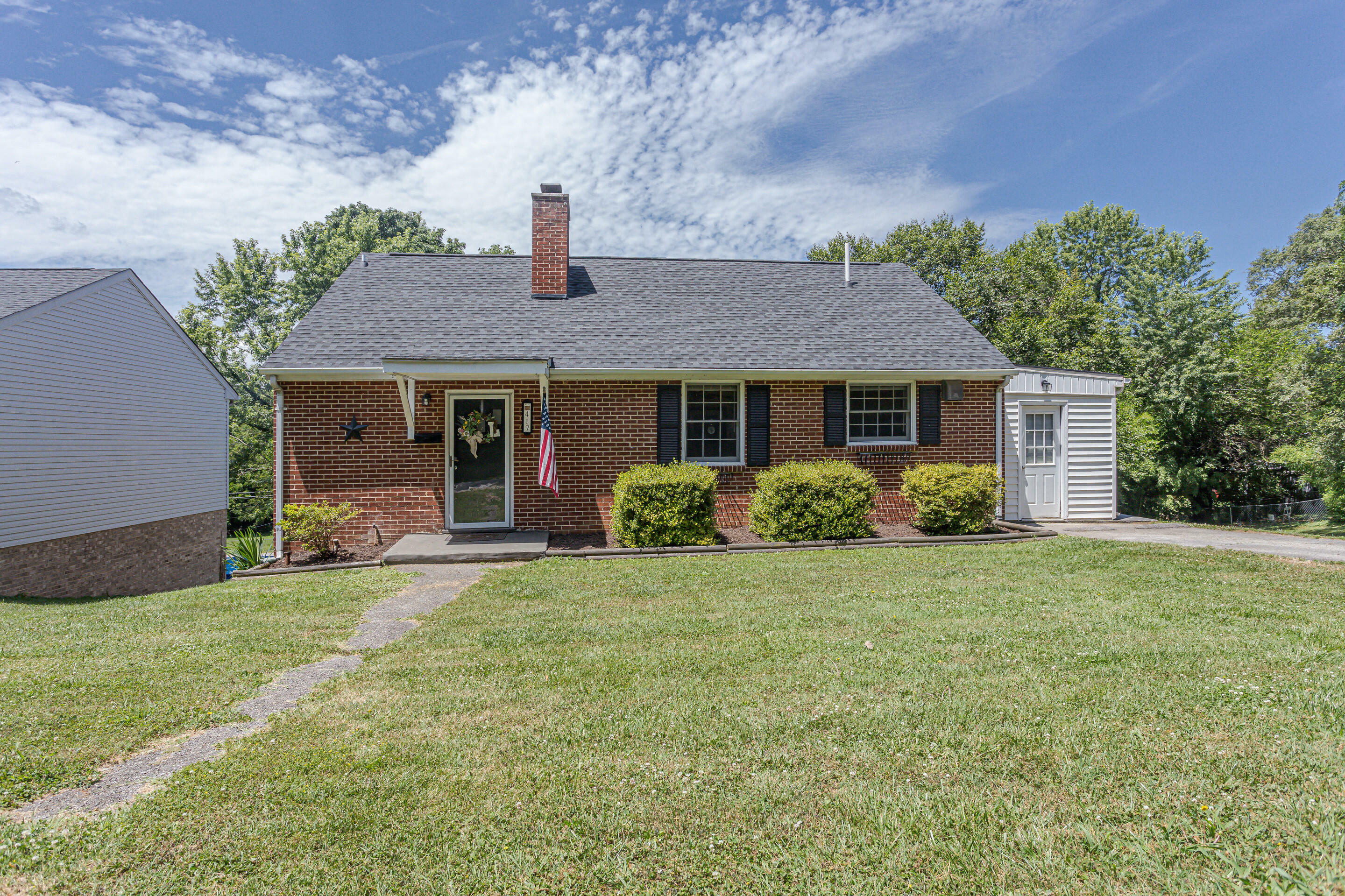 Property Photo:  417 Red Ln  VA 24153 