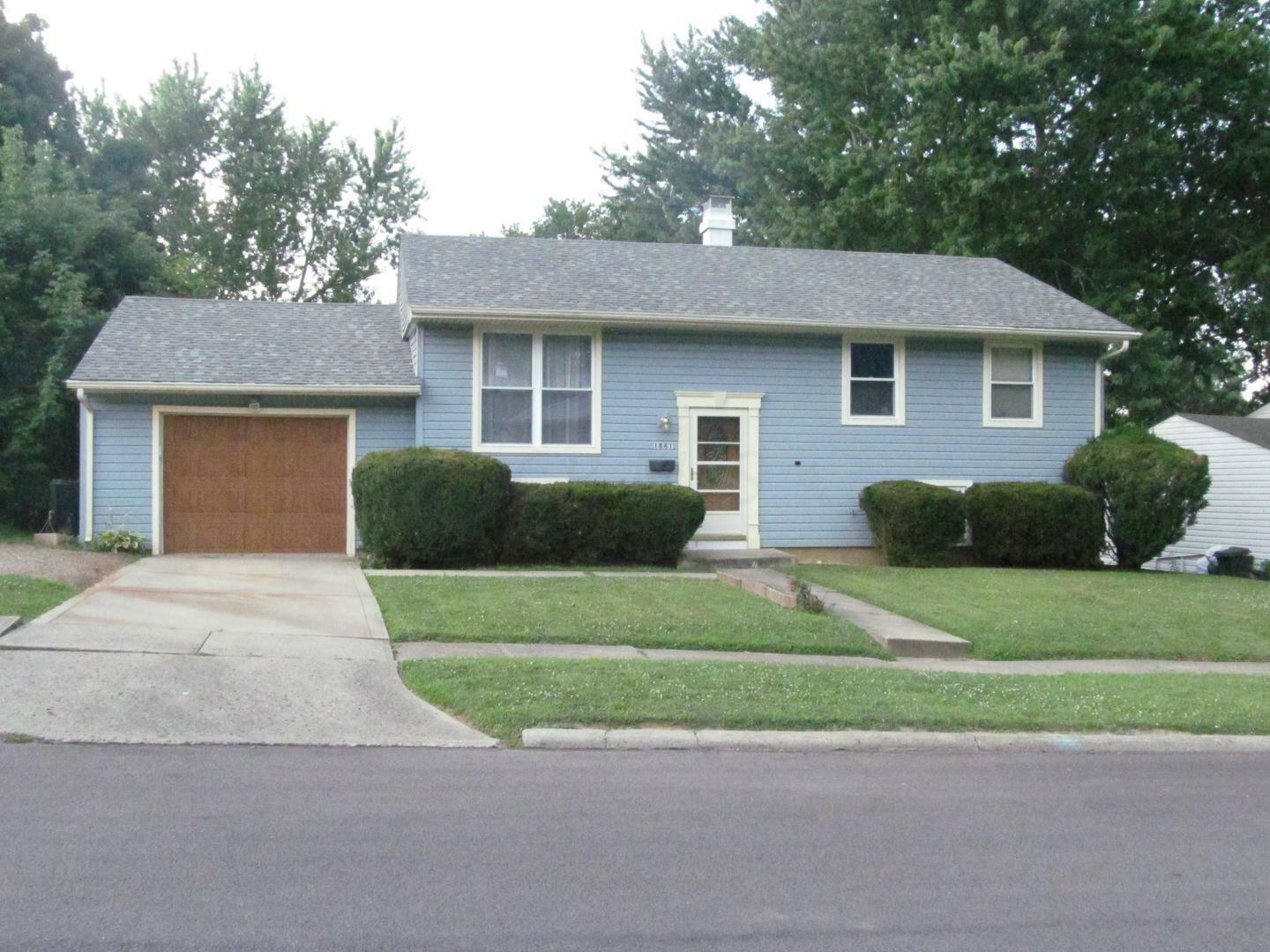 Property Photo:  1861 Shoshone Drive  OH 43130 