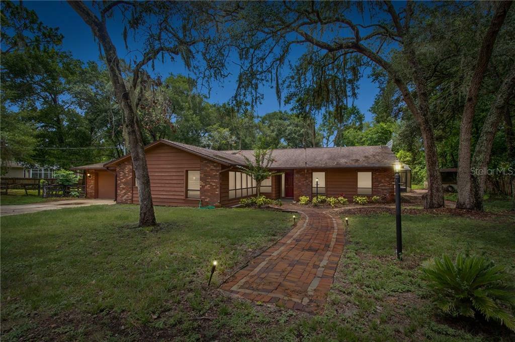 Property Photo: 1701 Jeanette Street FL 32712