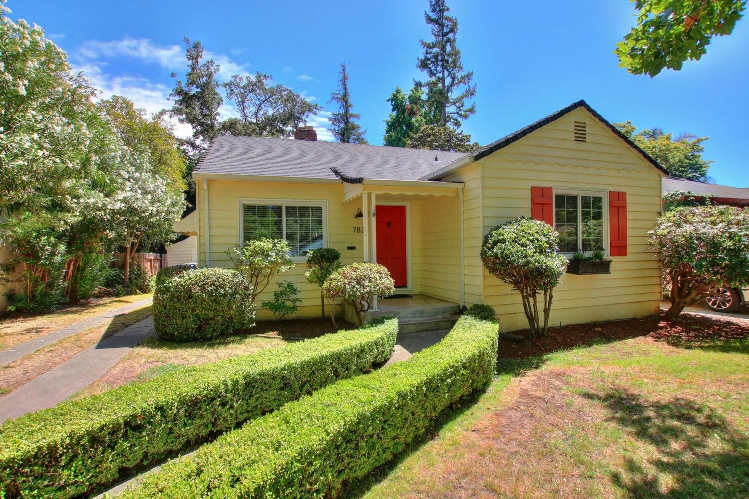 Property Photo: 782 Perkins Way CA 95818