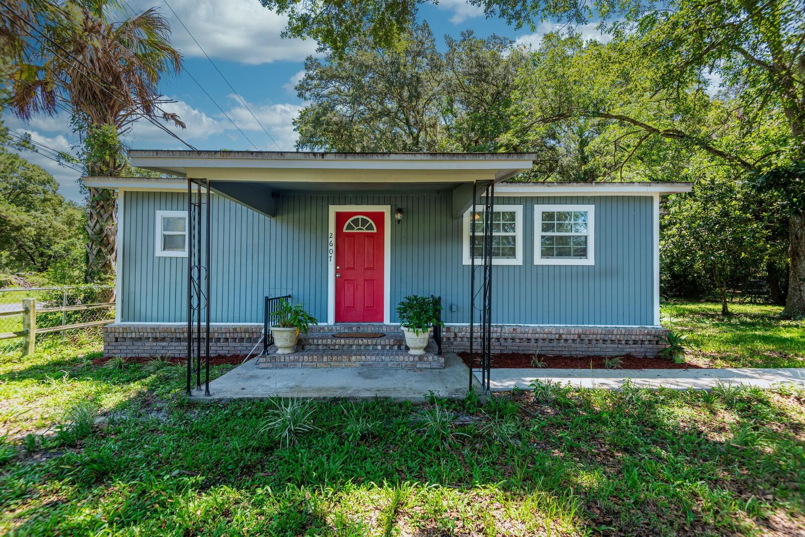 Property Photo:  2607 Bethel Road  FL 32210 