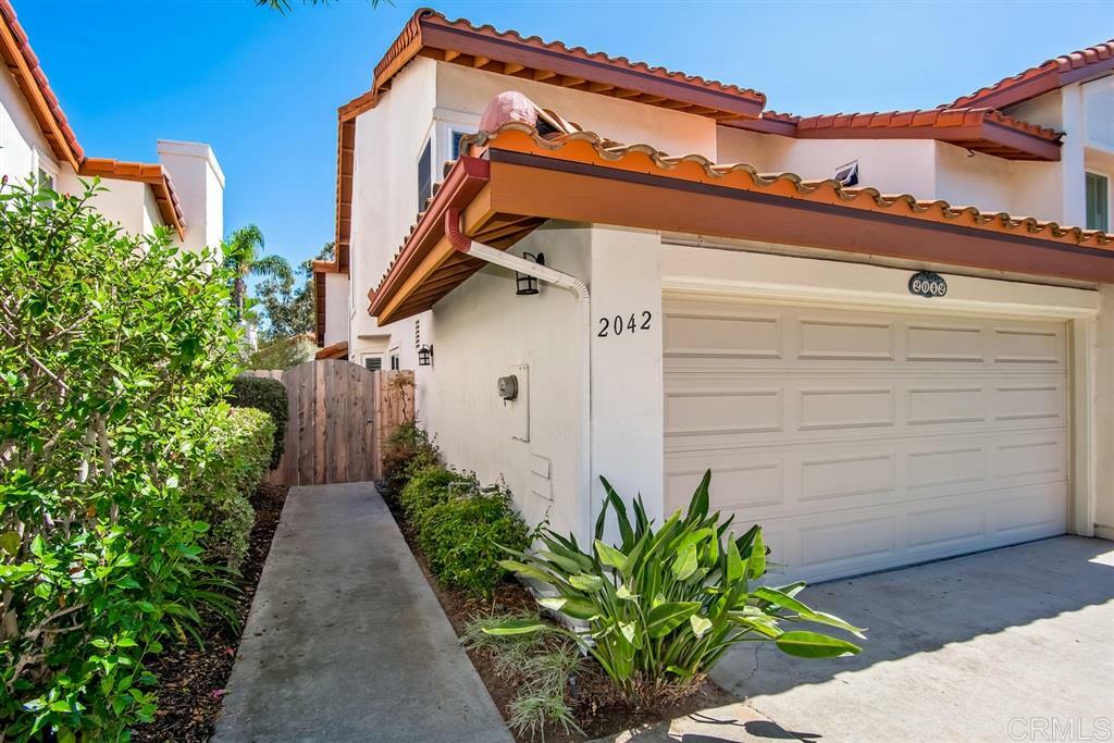 Property Photo:  2042 Countrywood Way  CA 92024 