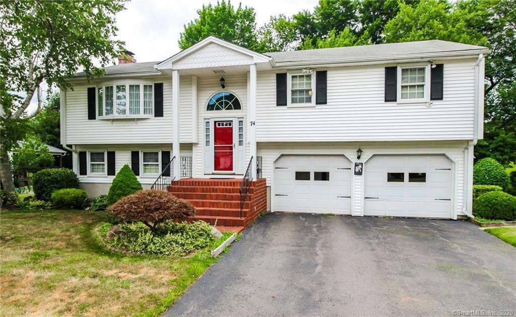 Property Photo:  74 Chestnut Road  CT 06111 