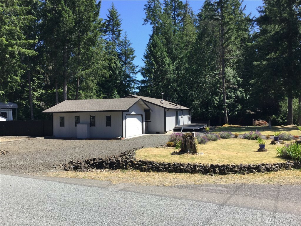 Property Photo:  21 E Weymouth Place  WA 98584 