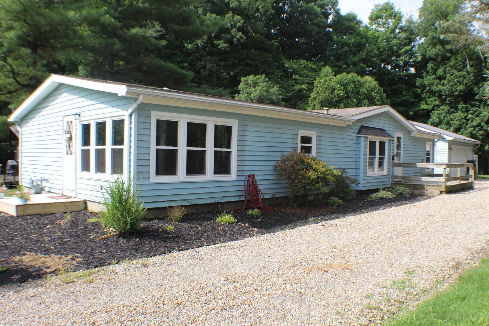 Property Photo: 2005 Apple Valley Drive OH 43028