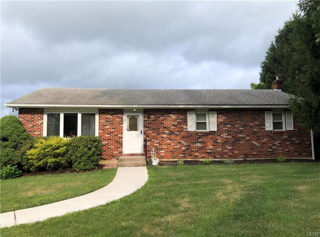 Property Photo:  311 Steeple Road  PA 18067 