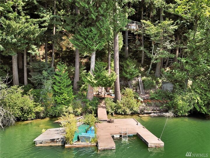 Property Photo:  663 N Lake Samish Drive  WA 98229 
