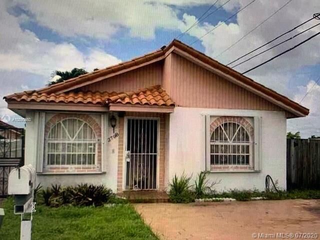 Property Photo: 2798 W 74th Ter 0 FL 33016