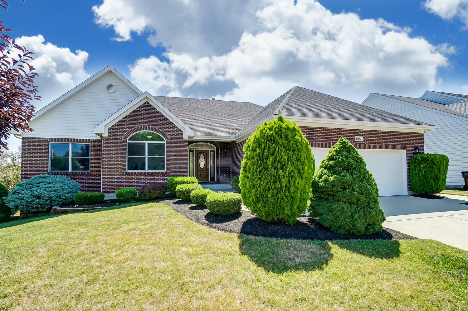 Property Photo:  1580 Ashley Place  OH 45377 