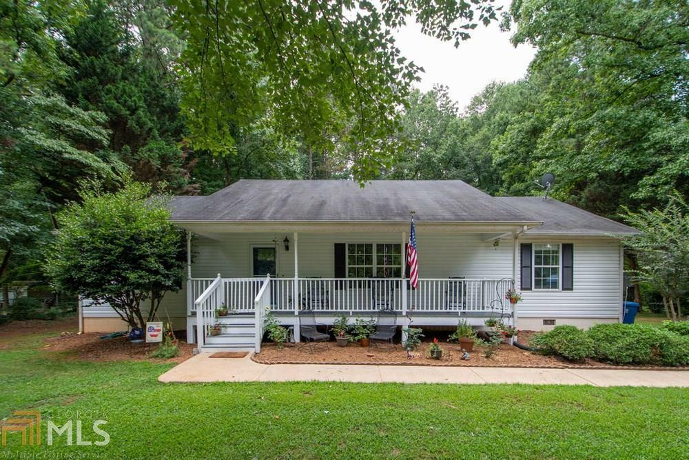 Property Photo: 848 Georgetown Dr GA 30680