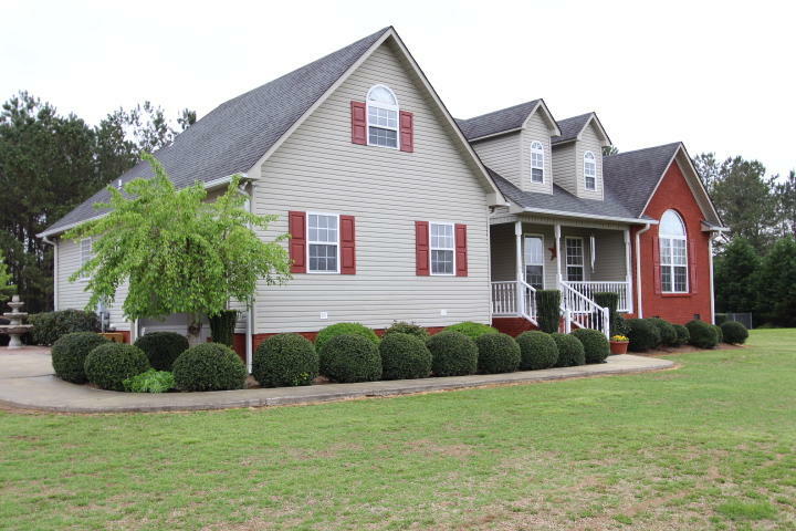Property Photo: 49625 US Hwy 72 AL 35740