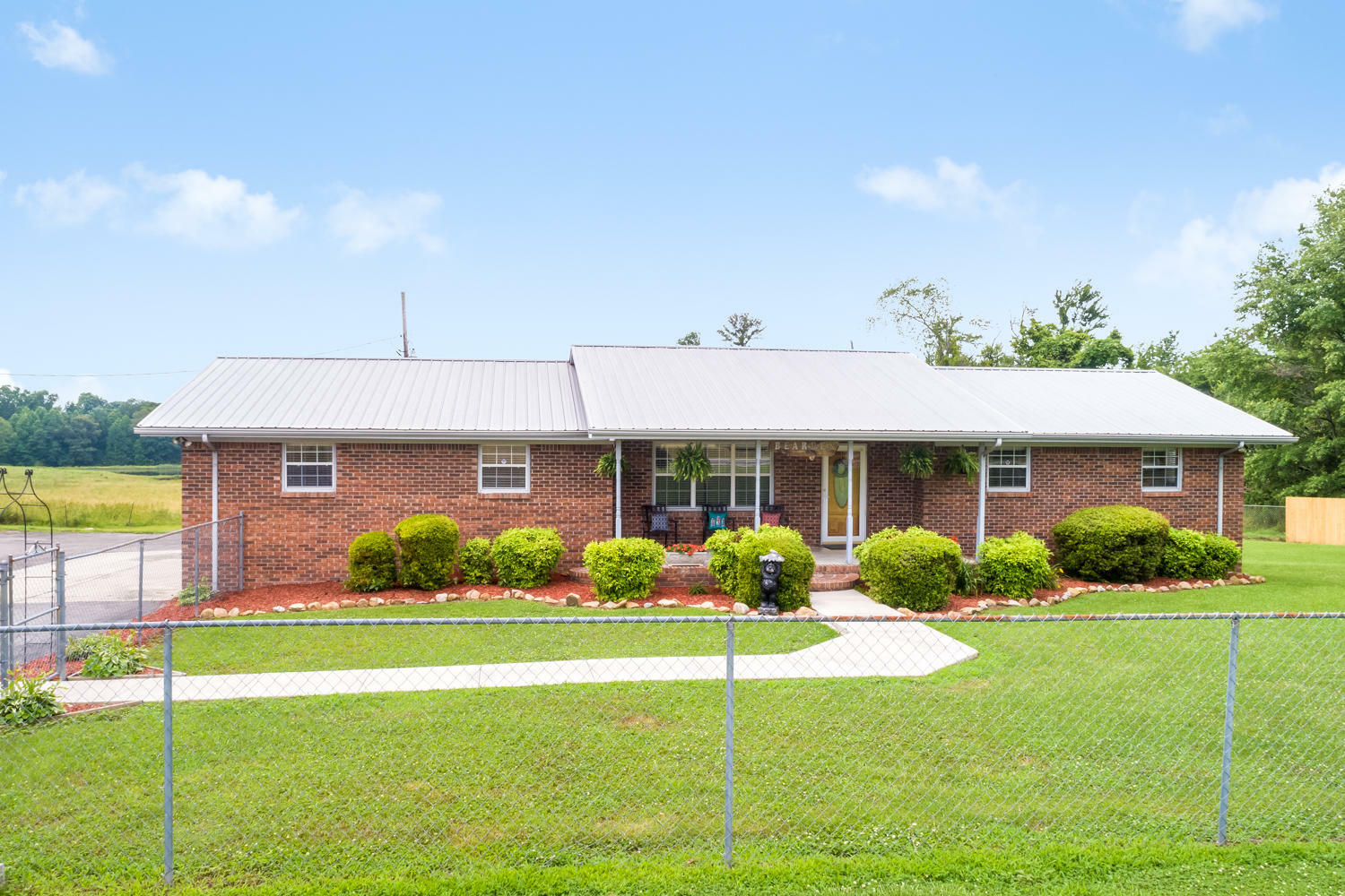 Property Photo: 3202 Alabama Hwy 75 AL 35966