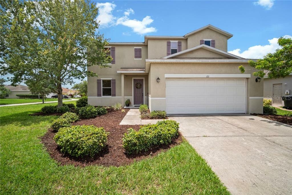 Property Photo: 171 Star Shell Drive FL 33572