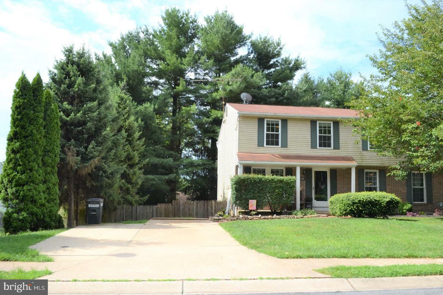 Property Photo:  4319 Dogwood Drive  MD 21074 