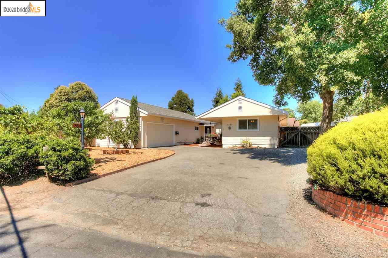 Property Photo:  1530 Grove Way  CA 94519-2845 