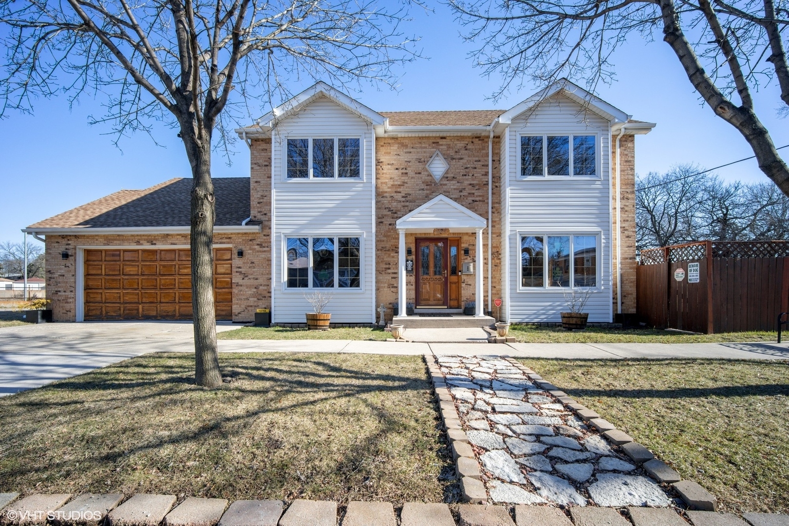 Property Photo:  6810 West Talcott Avenue  IL 60656 