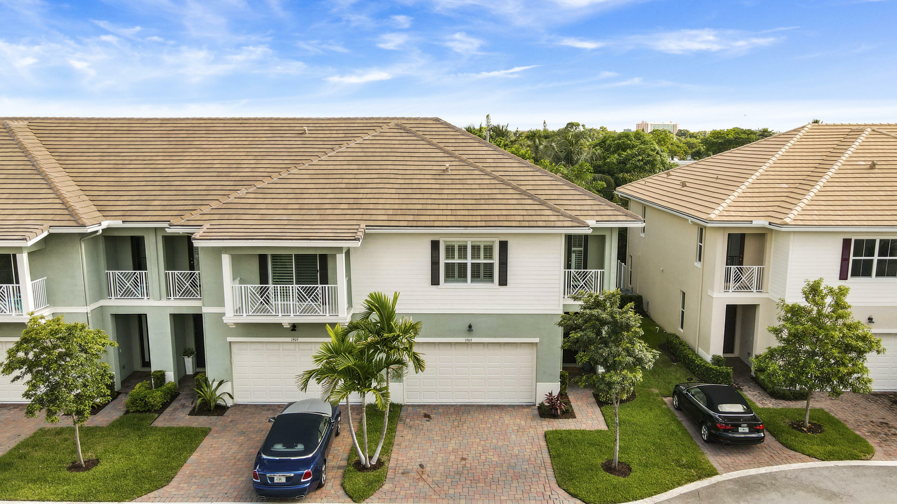Property Photo: 1903 Juno Landing Lane FL 33408