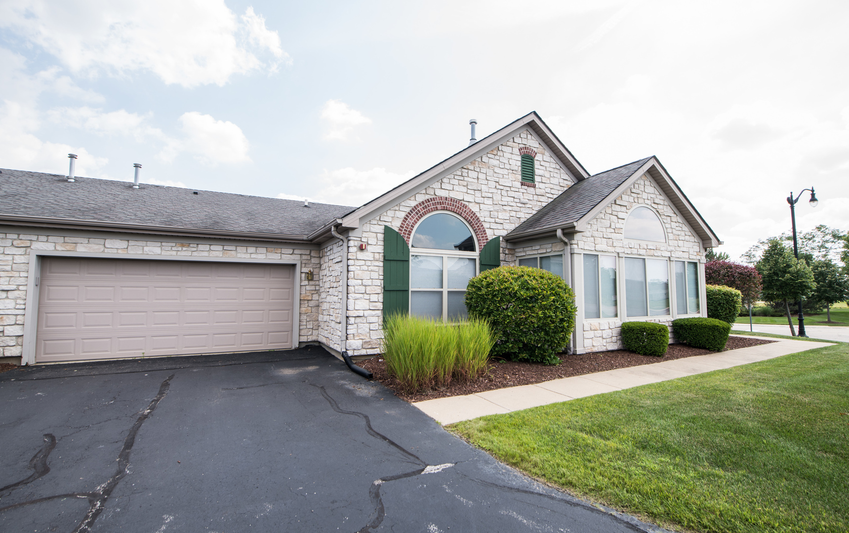 Property Photo: 16001 South Messenger Circle IL 60491