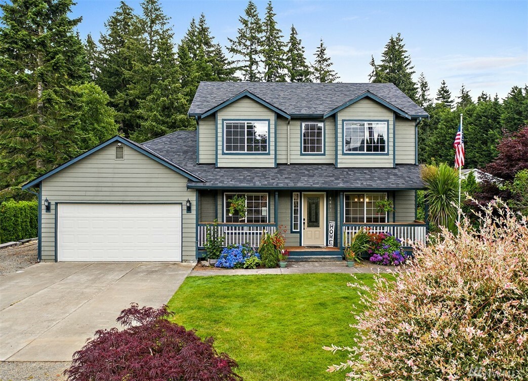 Property Photo: 4411 166th Avenue E WA 98391