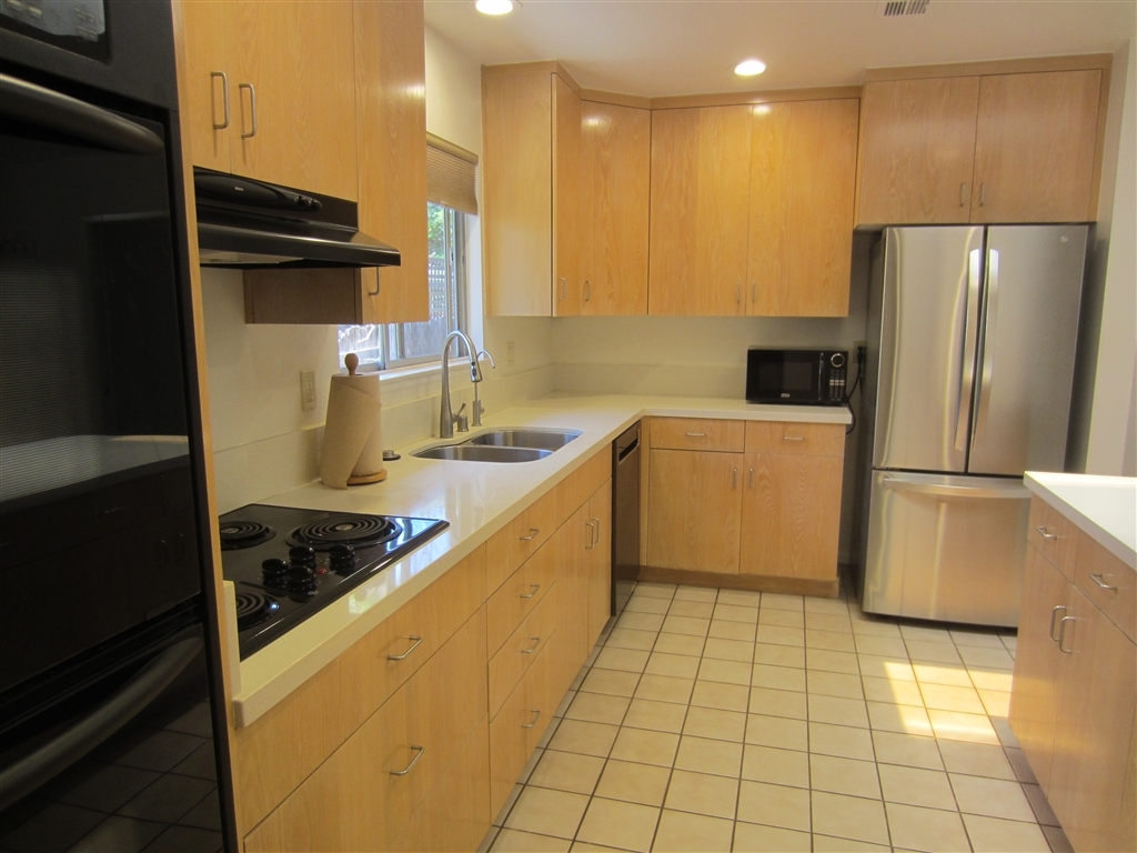 Property Photo:  3270 Villanova Ave.  CA 92122 