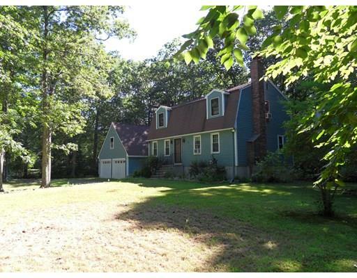 Property Photo:  22 Eastwood Heights  MA 01569 