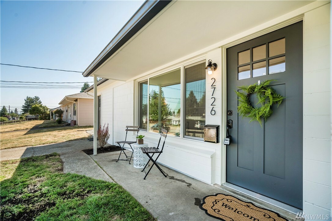 Property Photo: 2726 N Bennett Street WA 98407