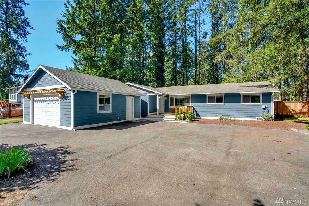 Property Photo:  3019 SE 249th Ave  WA 98075 