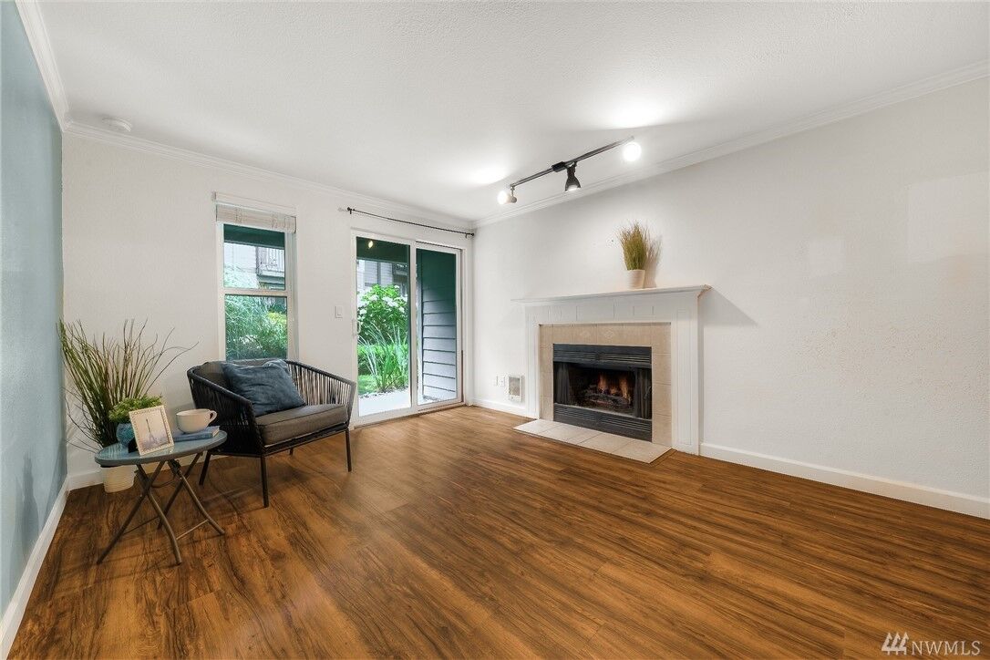 Property Photo:  11103 NE 124th Lane E118  WA 98034 