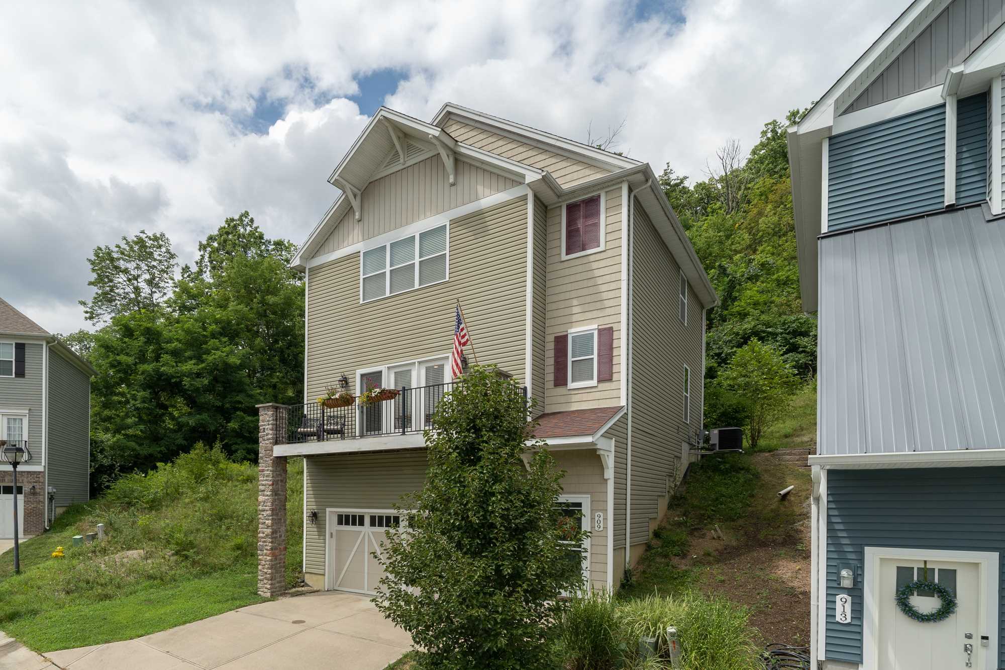 Property Photo: 909 Treeline KY 41017