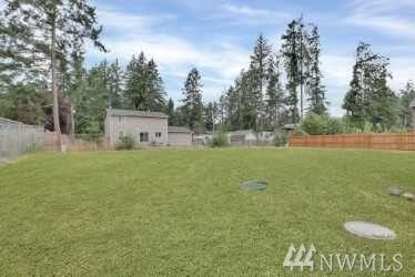 Property Photo: 24922 52nd Ave E WA 98338