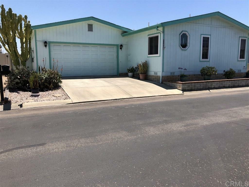 Property Photo: 1186 Via Santa Paulo CA 92081