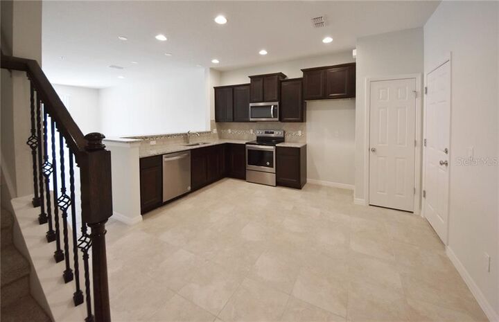 Property Photo:  1060 Pavia Drive  FL 32703 