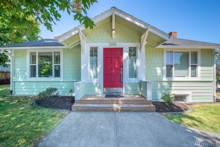 4502 SW Charlestown Street  Seattle WA 98116 photo