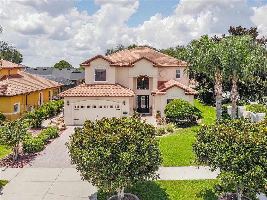 Property Photo:  10100 Yonaomi Circle  FL 34711 