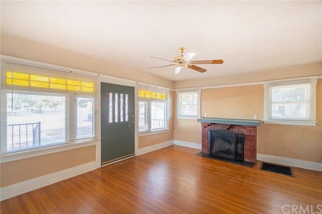 Property Photo:  423 E Acacia Avenue  CA 92543