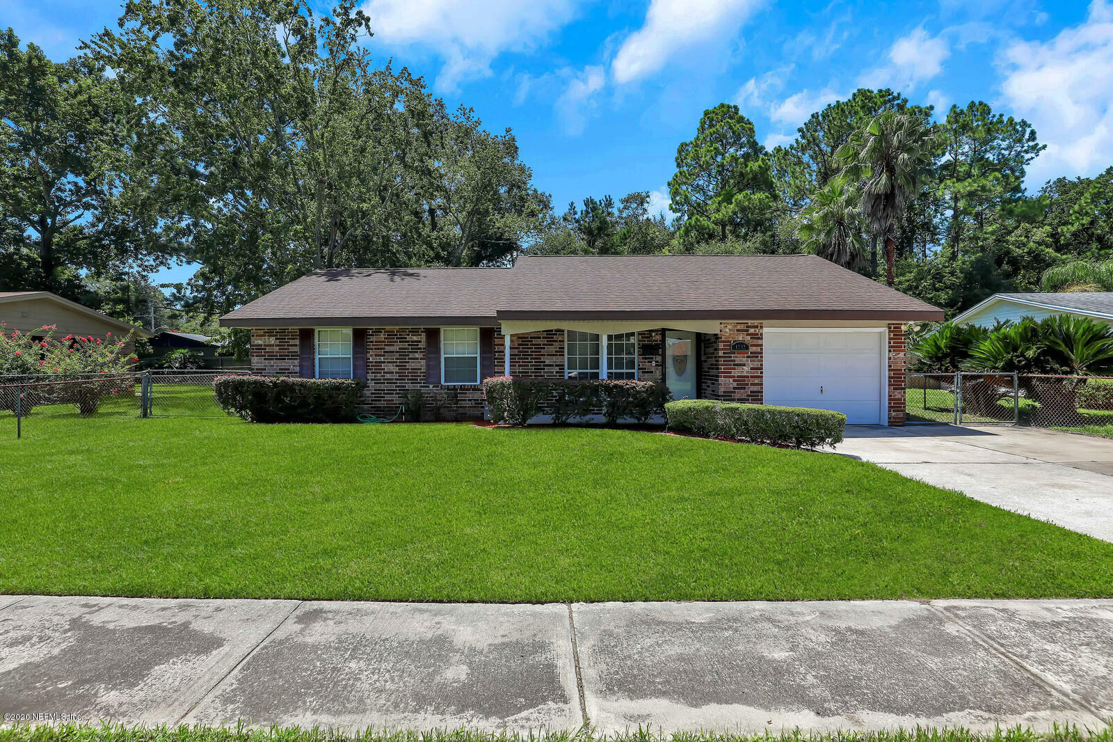 Property Photo:  1212 Bacall Road  FL 32218 