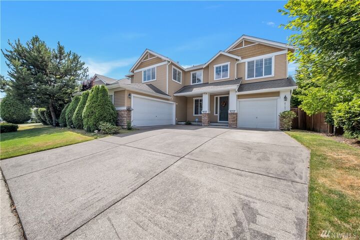 Property Photo:  6727  Marshall Avenue SE  WA 98092 