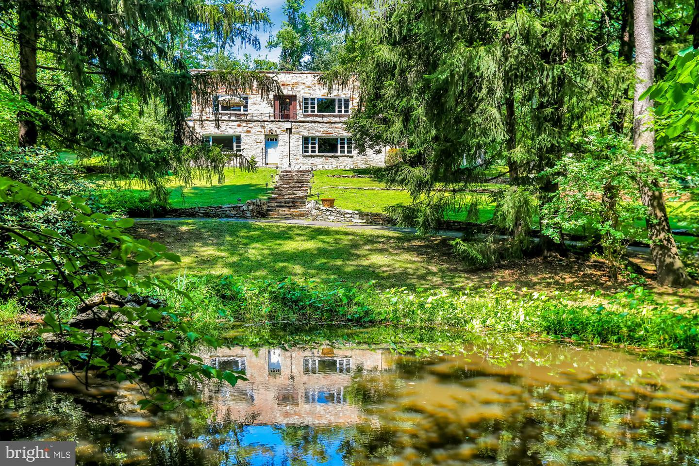 Property Photo: 114 Glen Valley Road PA 19067