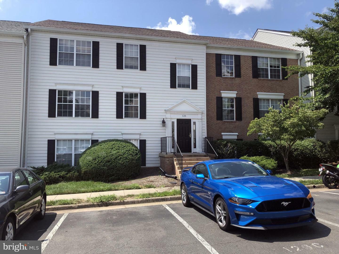 Property Photo: 126 Fort Evans Road SE C VA 20175
