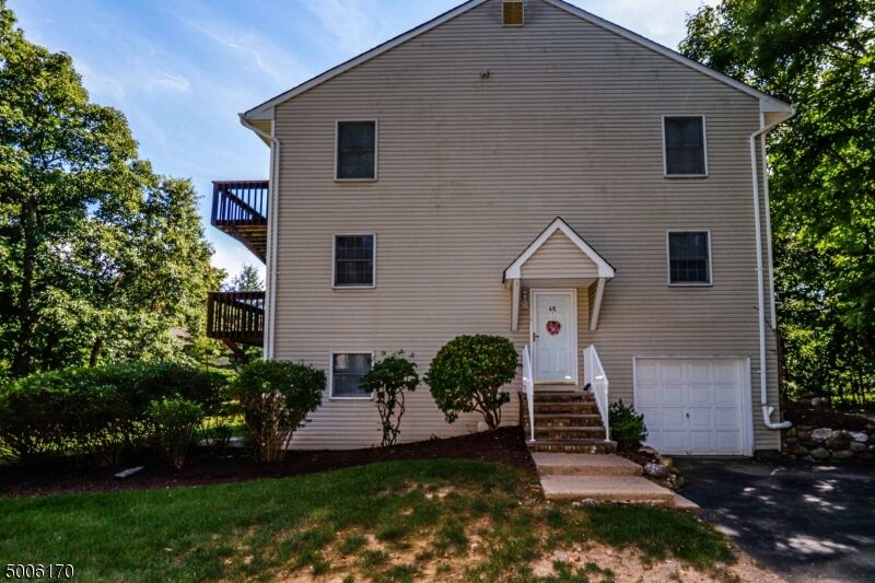 Property Photo:  48 Brookstone Cir  NJ 07950 