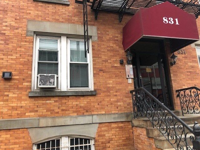 Property Photo:  831 Clinton St 2  NJ 07030 