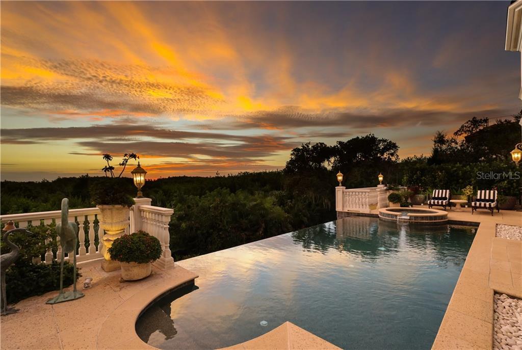 Property Photo: 136 Osprey Point Drive FL 34229
