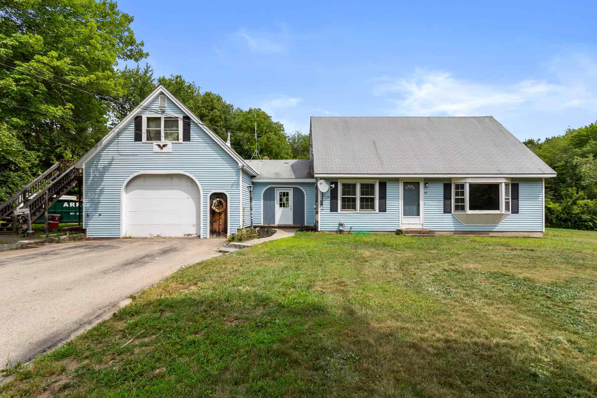 Property Photo:  53 Griffin Road  NH 03053 